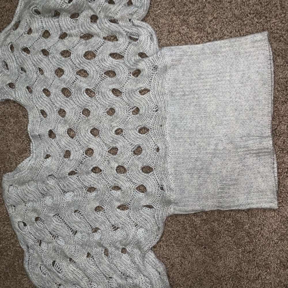 Dare to be Different with the sweater !!